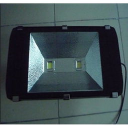 深圳國惠照明 以140W大功率投光燈領(lǐng)航LED批發(fā)市場